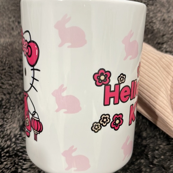 NEW✨Pink Bunny Hello Kitty Mug✨ The year of the rabbit 2023 Chinese New Year 🧧 - Picture 4 of 4